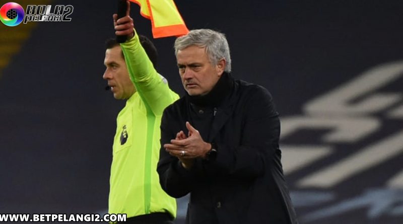 Mourinho Tidak Tertekan Untuk Pertandingan Akan Mendatang