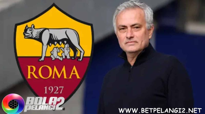 Jose Mourinho Cari Striker Untuk AS Roma