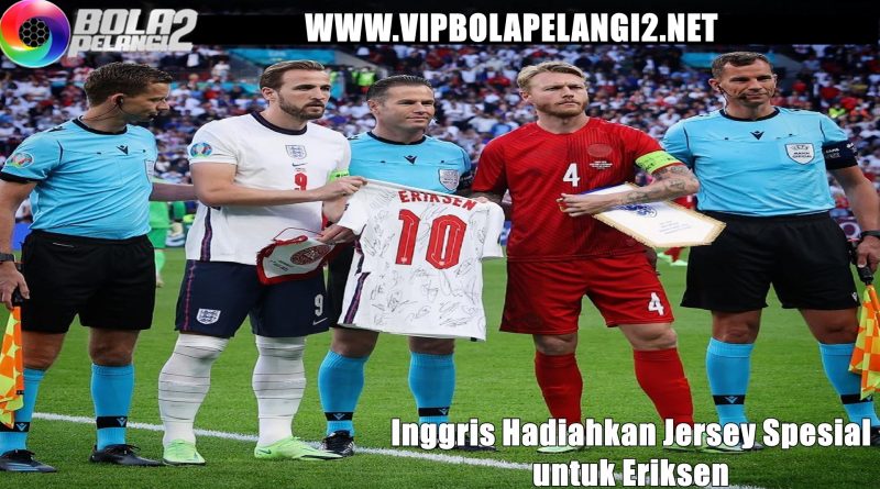 Skuat Inggris Hadiahkan Jersey Spesial untuk Eriksen