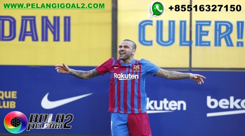 Dani Alves Resmi Bergabung Dengan Barcelona