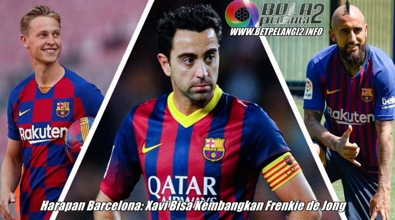 Harapan Barcelona: Xavi Bisa Kembangkan Frenkie de Jong