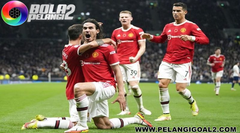 Update Skuad Manchester United: Apa Kabarnya Cavani dan Varane?