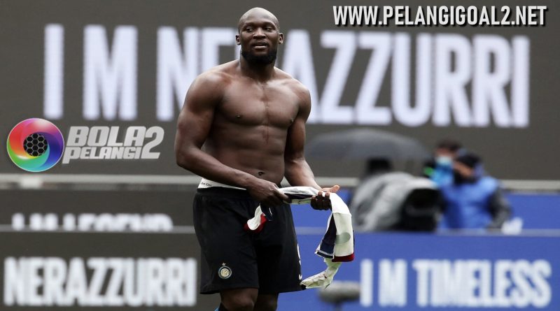 Romelo Lukaku Kalahkan Ronaldo Sabet Gelar Pemain Terbaik Serie A